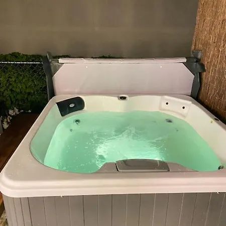 Luxury House With Jacuzzi And Sauna Ostend