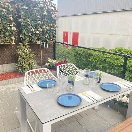 Holiday home Luxury House With Jacuzzi And Sauna *