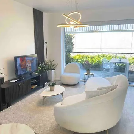 Luxury House With Jacuzzi And Sauna Ostend